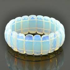 Браслет из лунного камня